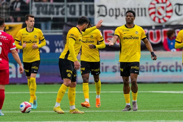 Switzerland Brack Super League 2025 26, FC Thun vs BSC Young Boys Stockhorn Arena, Thun Samuel Essende 99 YB celebrates after his goal for 2 2 Thun Stockhorn Arena Bern Switzerland Copyright: xKjetilxWaberx