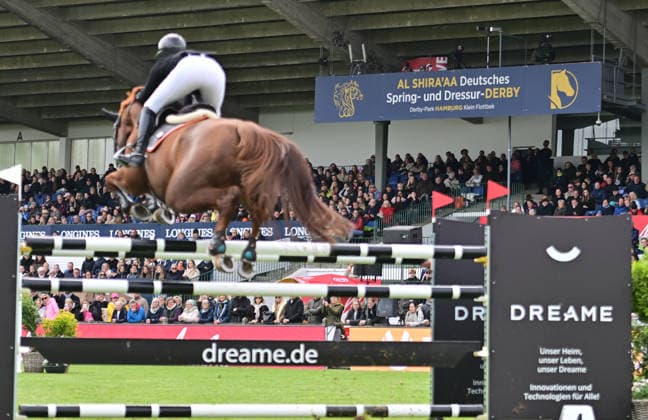 GER Al Shira aa German Show Jumping Dressage Derby Hamburg 14 05 2026, GER Al Shira aa German Show Jumping Dressage Derby Hamburg, Prize of Deutsche Vermögensberatung AG Championat von Hamburg, Al Shira aa CSI5 Tour in the picture Sandra Auffarth GER on Quirici H with main stand in the background nordphotoxGmbH xWitke nph00002