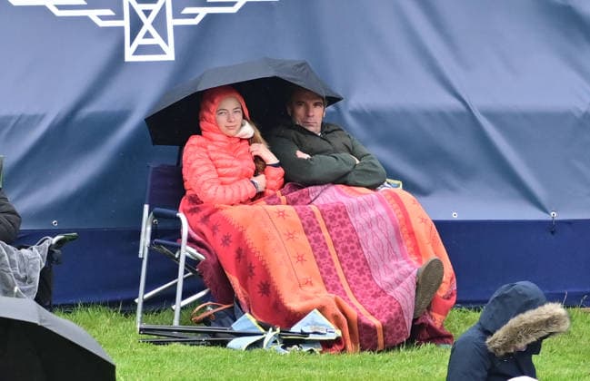 GER Al Shira aa Deutsches Spring Dressur Derby Hamburg 14 05 2026, GER Al Shira aa Deutsches Spring Dressur Derby Hamburg, Preis der Deutschen Vermögensberatung AG Championat von Hamburg, Al Shira aa CSI5 Tour im Bild Feature spectators in rainy weather nordphotoxGmbH xWitke nph00002