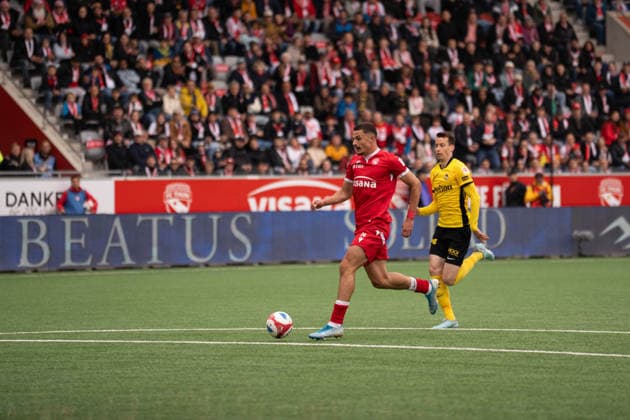 THUN, BERN - MAY 14: Elmin Rastoder of FC Thun in action during the match during the Brack Super League match between FC Thun and BSC Young Boys at Visana Arena on May 14, 2026 in Thun, Bern, Switzerland. Copyright: xLivioxBaeriswylx xSPPx Sportspressphoto_SPR146242