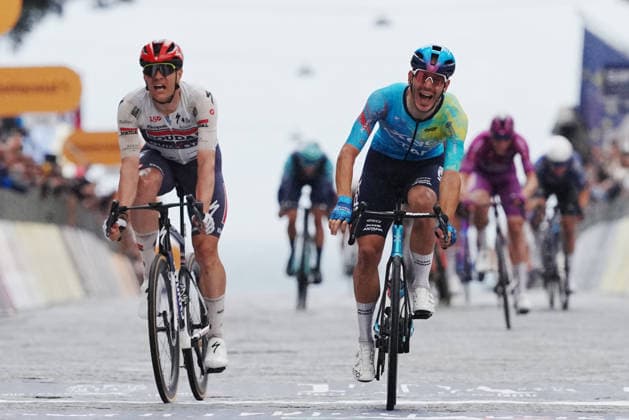 Italy™s Davide Ballerini of XDS Astana Team winner of the stage on the finish line during Stage 6 of the Giro d™Italia, from Paestum to Naples, Italy, Thursday, May 14, 2026.  Copyright: xGianxMattiaxD Albertox xLaPressex