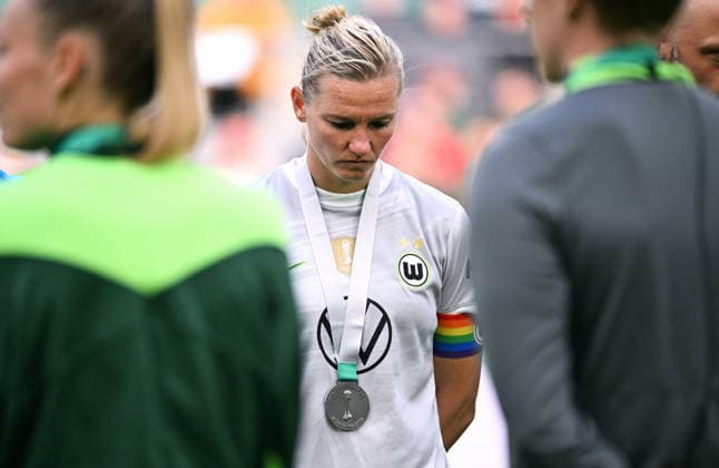 Football, Germany, Women, Season 2025 2026, DFB Cup Final, Rhein Energie Stadium Cologne, VfL Wolfsburg FC Bayern Munich 0 4 Alexandra Popp WOL Disappointment, frustration, action