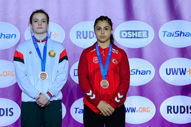 U17 Wrestling European Championships Podium 57kg WW Marharyta Danilevich BLR , Delal Kadir TUR Copyright: xKostadinxAndonov xUnitedxWorldxWrestlingx Kostadin Andonov United World Wrestling