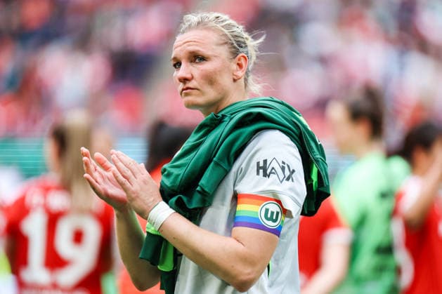 DFB Pokal 46 Womens Final, VfL Wolfsburg FC Bayern Munich, 14 05 2026 Alexandra Popp VfL Wolfsburg, 11 after the DFB Pokal 46 Womens Final, VfL Wolfsburg FC Bayern Munich Cologne, RheinEnergieSTADION 14 05 2025 Copyright: xBEAUTIFULxSPORTS Freisenx