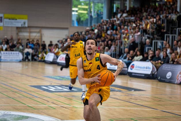 Gian Bahattin Aydinoglu Bozic Estriche Knights Kirchheim, 04 GER, Bozic Estriche Knights Kirchheim vs BG Goettingen, BARMER 2 Basketball Bundesliga, Playoffs Game 4, Season 2025 2026, 14 05 2026 GER, Bozic Estriche Knights Kirchheim vs BG Goettingen, BARMER 2 Basketball Bundesliga, Playoffs Game 4, Season 2025 2026, 14 05 2026 Goeppingen Copyright: xEibner-Pressefoto NinaxSanderx EP_NSR