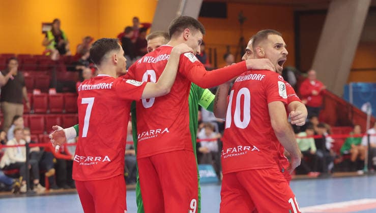 Stuttgart , Futsal Bundesliga Final German Championship Game 2 , TSV Weilimdorf vs HOT 05 Futsal , cheering , from left Mergin Dervishaj Davud Vehab Amer Dzindic Weil