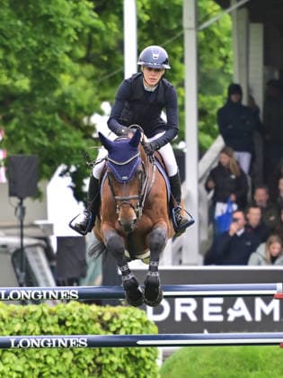 GER Al Shira aa German Show Jumping Dressage Derby Hamburg 14 05 2026, GER Al Shira aa German Show Jumping Dressage Derby Hamburg, Prize of Deutsche Vermögensberatung AG Championat von Hamburg, Al Shira aa CSI5 Tour in the picture Laura Klaphake GER on VDL Quizano van t Merelsnest nordphotoxGmbH xWitke nph00002