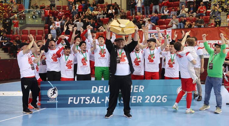 Stuttgart , Futsal Bundesliga Final German Championship Game 2 , TSV Weilimdorf vs HOT 05 Futsal , Cheers Weilimdorf , Coach Dieter Bögel