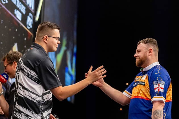 Darts BetMGM Premier League Gian van Ween celebrates win aginst Josh Rock during the BetMGM Premier League darts, at Utilita Arena, Birmingham, UK on 14 May 2026. Birmingham Utilita Arena Midlands UK Editorial use only , Copyright: xManjitxNarotrax PSI-24244-0027
