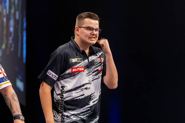 Darts BetMGM Premier League Gian van Ween celebrates win during the BetMGM Premier League darts, at Utilita Arena, Birmingham, UK on 14 May 2026. Birmingham Utilita Arena Midlands UK Editorial use only , Copyright: xManjitxNarotrax PSI-24244-0028