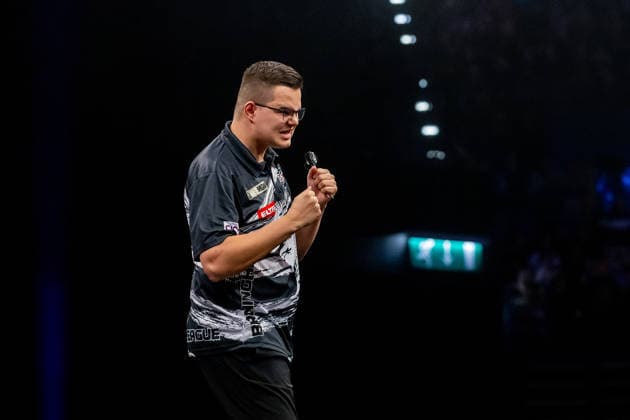 Darts BetMGM Premier League Gian van Ween celebrates win during the BetMGM Premier League darts, at Utilita Arena, Birmingham, UK on 14 May 2026. Birmingham Utilita Arena Midlands UK Editorial use only , Copyright: xManjitxNarotrax PSI-24244-0029