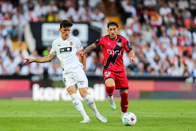 May 14, 2026, Valencia, Valencia, SPAIN: Pepelu of Valencia CF in action during the Spanish league, LaLiga EA Sports, football match played between Valencia CF and Rayo Vallecano at Mestalla stadium on May 14, 2026, in Valencia, Spain. Valencia CF V Rayo Vallecano - LaLiga EA Sports  - ZUMAa181 20260514_zaa_a181_059 Copyright: xIvanxTerronx