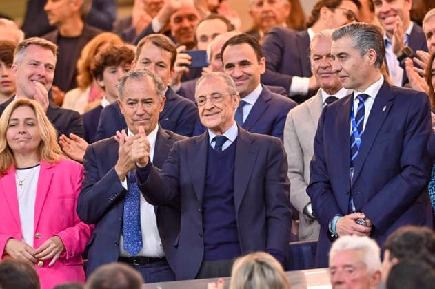 May 14, 2026, Madrid, Madrid, Spain: Real Madrid President FLORENTINO PEREZ entering the box and greeting members and fans during the match corresponding to the thirty-six round of the 2025 26 First Division National League Championship between REAL MADRID C.F. Vs REAL OVIEDO, played at the Bernabeu Stadium on May 14, 2026, in Madrid, Spain. REAL MADRID C.F. Vs REAL OVIEDO - First Division National League Championship 2025 26 (05.14.26)  - ZUMAc312 20260514_zsp_c312_001 Copyright: xOscarxManuelxSanchezx