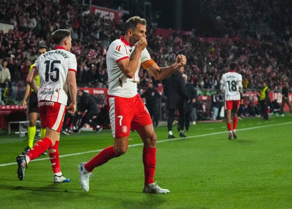 ESP: Girona FC v Real Sociedad. La Liga match 2025-2026, Matchday 36. Cristhian Stuani of Girona FC celebrates the 1-1 during the La Liga match 2025-2026, match day 36 between Girona FC and Real Sociedad played at Montilivi Stadium on May 14, 2026 in Girona, Spain. kpng Copyright: xSergioxRuizx xPRESSINPHOTOx PS_260514_GIR_RSO_2526_037