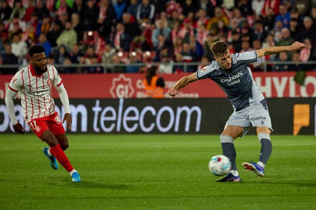 ESP LaLiga EA Sports Girona FC v Real Sociedad Luka Sucic of Real Sociedad in action during LaLiga EA Sports, between Girona FC v Real Sociedad played at Montilivi Stadium, Girona on May 14th, 2026 in Spain Girona ESTADIO MONTILIVI CATALUNYA Spain Football Copyright: xEddyxKelelex xAgenciaxLOFx