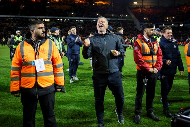 Bradford City v Bolton Wanderers, Sky Bet League One Bolton Wanderers Manager Steven Schumacher celebrates winning during the Bradford City v Bolton Wanderers EFL Sky Bet League One Play-Off Semi-Final 2nd Leg match at the University of Bradford Stadium, Bradford, England on 14 May 2026 Credit: Phil Duncan Every Second Media Editorial use only. All images are copyright Every Second Media Limited. No images may be reproduced without prior permission. All rights reserved. Premier League and Football League images are subject to licensing agreements with Football DataCo Limited. see https: www.football-dataco.com Copyright: xIMAGO EveryxSecondxMediax ESM-1993-0003 PhilxDuncanx xEveryxSecondxMediax