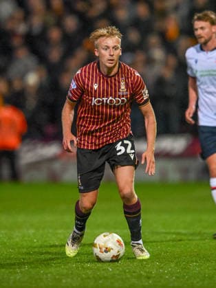 Bradford City v Bolton Wanderers Sky Bet League 1 George Lapslie of Bradford City the Sky Bet League 1 Play-Off Semi-Final Second Leg match at the University of Bradford Stadium, Bradford 14 05 2026 UK Newspapers OUT Copyright: xKarlxVallantinex FIL-23430-0060