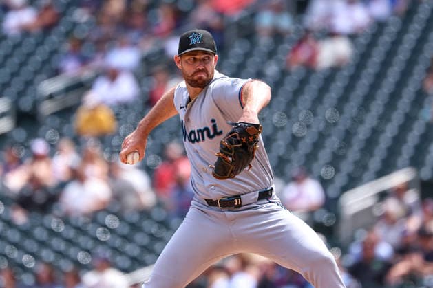 May 14, 2026, Minneapolis, Minnesota, USA: Miami Marlins pitcher ANTHONY BENDER (37) pitches in the fourth inning during a MLB, Baseball Herren, USA Baseball game between the Miami Marlins and the Minnesota Twins at Target Field in Minneapolis, Minnesota on May 14th, 2026. ZUMA Press Wire. Minneapolis USA - ZUMAg254 20260514_zsp_g254_044 Copyright: xStevenxGarciax