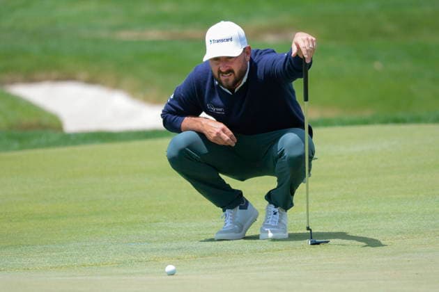 Golf 2026 PGA, Golf Herren Championship - Round 1 Stephan Jaeger of Germany looks at his back after a putt on the 18th green during Round 1 of the 2026 PGA Championship at Aronimink Golf Club in Newtown Square, Pennsylvania, USA, 14 May 2026. Jaeger was 3 under par after the first round. Newtown Square PA United States  Copyright: xSTEVENxM.xFALKx