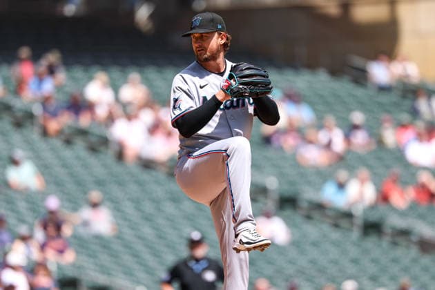 May 14, 2026, Minneapolis, Minnesota, USA: Miami Marlins starting pitcher BRAXTON GARRETT (20) pitches against the Minnesota Twins in the first inning during a MLB, Baseball Herren, USA Baseball game between the Miami Marlins and the Minnesota Twins at Target Field in Minneapolis, Minnesota on May 14th, 2026. ZUMA Press Wire. Minneapolis USA - ZUMAg254 20260514_zsp_g254_025 Copyright: xStevenxGarciax