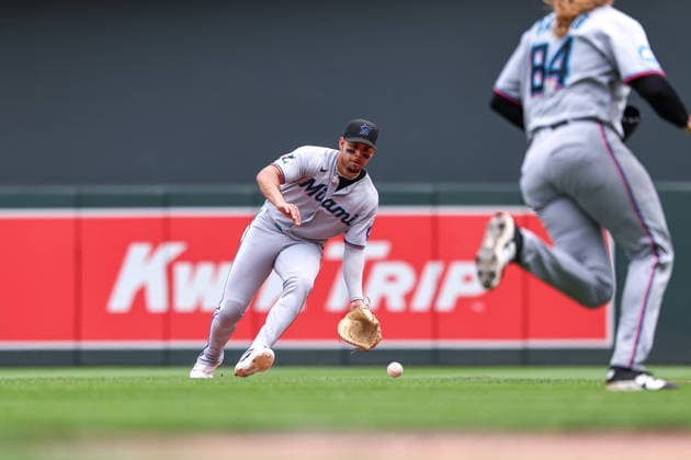 May 14, 2026, Minneapolis, Minnesota, USA: Miami Marlins first baseman CHRISTOPHER MOREL (5) fields the ball in the seventh inning during a MLB, Baseball Herren, USA Baseball game between the Miami Marlins and the Minnesota Twins at Target Field in Minneapolis, Minnesota on May 14th, 2026. ZUMA Press Wire. Minneapolis USA - ZUMAg254 20260514_zsp_g254_027 Copyright: xStevenxGarciax