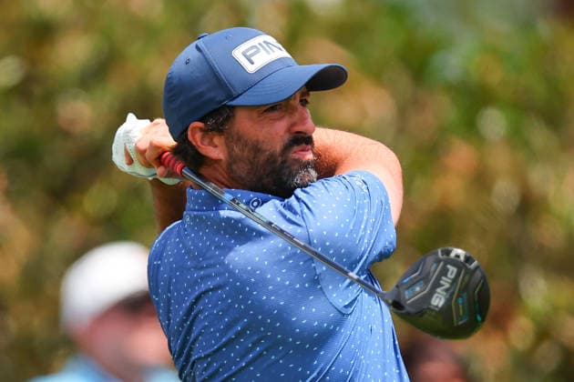 NEWTON SQUARE, PA - MAY 14: John Parry of England tees off at the first tee during round 1 of the 2026 PGA, Golf Herren Championship on May 14, 2026 at Aronimink Golf Club in Newtown Square, Pennsylvania. (Photo by Rich Graessle Icon Sportswire) GOLF: MAY 14 PGA PGA Championship EDITORIAL USE ONLY Icon260514254561