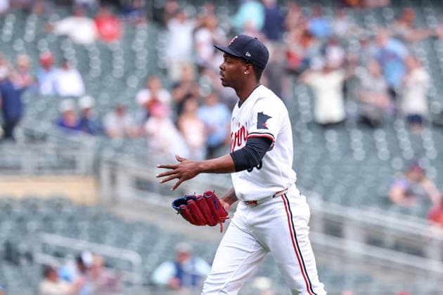 May 14, 2026, Minneapolis, Minnesota, USA: Minnesota Twins pitcher KENDRY ROJAS (60) celebrates the win after a MLB, Baseball Herren, USA Baseball game between the Miami Marlins and the Minnesota Twins at Target Field in Minneapolis, Minnesota on May 14th, 2026. ZUMA Press Wire. Minneapolis USA - ZUMAg254 20260514_zsp_g254_017 Copyright: xStevenxGarciax