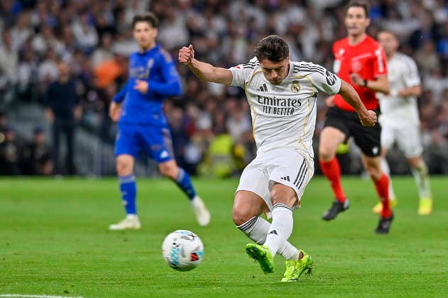 May 15, 2026, Madrid, Madrid, Spain: BRAHIM DIAZ of Real Madrid CF shoots for goal during the match corresponding to the thirty-six round of the 2025 26 First Division National League Championship between REAL MADRID C.F. Vs REAL OVIEDO, played at the Bernabeu Stadium on May 14, 2026, in Madrid, Spain. Madrid Spain - ZUMAc312 20260515_zsp_c312_003 Copyright: xOscarxManuelxSanchezx