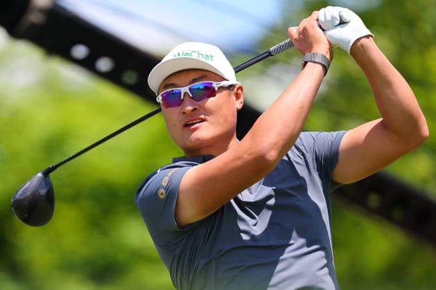 NEWTON SQUARE, PA - MAY 14: Haotong Li of the Peoples Republic of China tees off at the tenth tee during round 1 of the 2026 PGA, Golf Herren Championship on May 14, 2026 at Aronimink Golf Club in Newtown Square, Pennsylvania. (Photo by Rich Graessle Icon Sportswire) GOLF: MAY 14 PGA PGA Championship EDITORIAL USE ONLY Icon260514255271