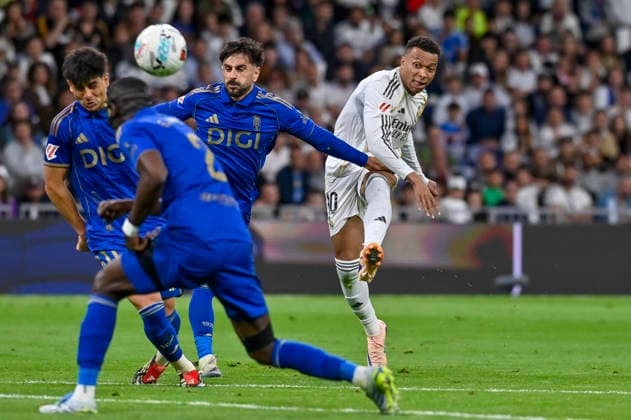 May 15, 2026, Madrid, Madrid, Spain: KYLIAN MBAPPE of Real Madrid CF shoots for goal during the match corresponding to the thirty-six round of the 2025 26 First Division National League Championship between REAL MADRID C.F. Vs REAL OVIEDO, played at the Bernabeu Stadium on May 14, 2026, in Madrid, Spain. Madrid Spain - ZUMAc312 20260515_zsp_c312_036 Copyright: xOscarxManuelxSanchezx