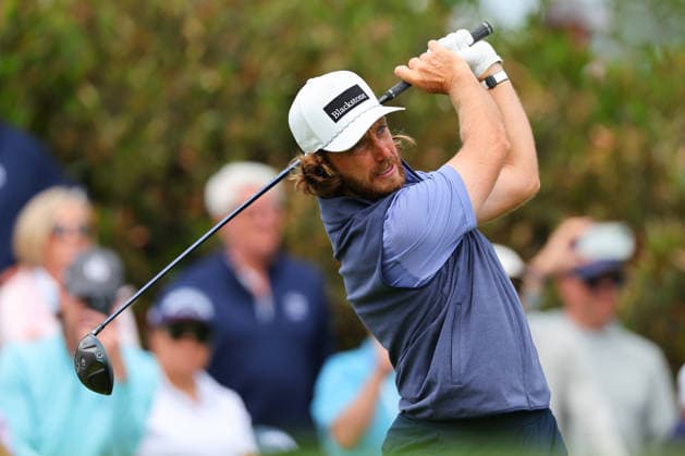 NEWTON SQUARE, PA - MAY 14: Tommy Fleetwood of England tees off at the first tee during round 1 of the 2026 PGA, Golf Herren Championship on May 14, 2026 at Aronimink Golf Club in Newtown Square, Pennsylvania. (Photo by Rich Graessle Icon Sportswire) GOLF: MAY 14 PGA PGA Championship EDITORIAL USE ONLY Icon260514255601