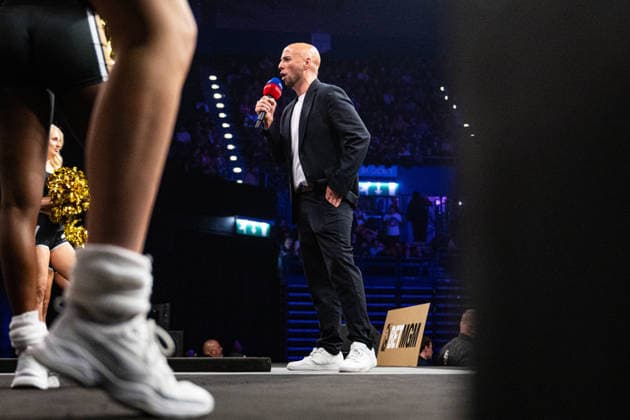 RECORD DATE NOT STATED 14th May 2026, Utilita Arena, Birmingham, Midlands, England; 2026 PDC Bet MGM Premier League Darts Night Fourteen; Master of Ceremonies Lewis Jones introduces the players GodfreyxPitt