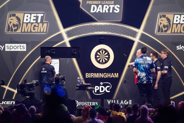 RECORD DATE NOT STATED 14th May 2026, Utilita Arena, Birmingham, Midlands, England; 2026 PDC Bet MGM Premier League Darts Night Fourteen; Stephen Bunting in action against Luke Humphries in their quarter final GodfreyxPitt