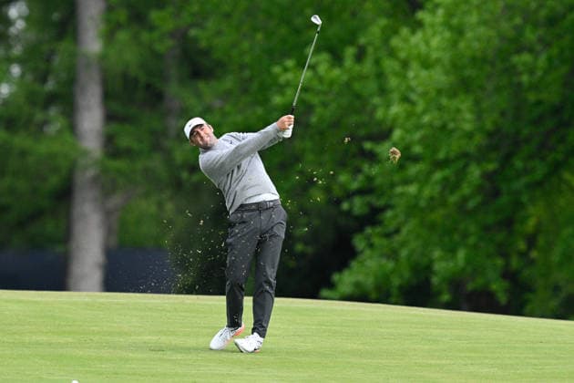 NEWTON SQUARE, PA - MAY 14: Scottie Scheffler of United States of America hits the ball during round one of the 2026 PGA, Golf Herren Championship on May 14th, 2026 at Aronimink Golf Club in Newtown Square, PA.(Photo by Terence Lewis Icon Sportswire) GOLF: MAY 14 PGA PGA Championship EDITORIAL USE ONLY Icon260514057