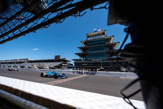 May 14, 2026, Speedway, In, USA: NTT IndyCar, Indy Car, IRL, USA SERIES driver, RINUS VEEKAY (76) (NLD) of Hoofddorp, Netherlands, crosses the yard of bricks during a practice session for the Indianapolis 500 race at the Indianapolis Motor Speedway in SPEEDWAY IN. NTT INDYCAR SERIES: May 14, 2026: Indianapolis 500: Rinus VeeKay  - ZUMAa161 20260514_aaa_a161_003 Copyright: xWalterxG.xArcexSr.x