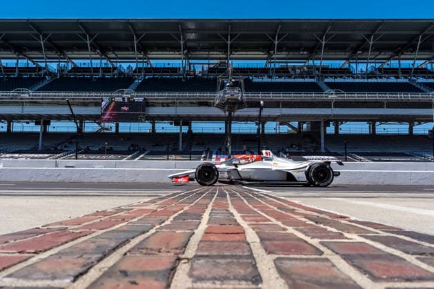 May 14, 2026, Speedway, In, USA: NTT IndyCar, Indy Car, IRL, USA SERIES driver, JACOB ABEL (51) (R) (USA) of Louisville, KY, crosses the yard of bricks during a practice session for the Indianapolis 500 race at the Indianapolis Motor Speedway in SPEEDWAY IN. Speedway USA - ZUMAa161 20260514_aaa_a161_018 Copyright: xWalterxG.xArcexSr.x