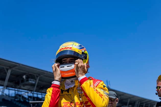May 14, 2026, Speedway, In, USA: NTT IndyCar, Indy Car, IRL, USA SERIES driver, ALEX PALOU (10) (ESP) of Barcelona, Spain, prepares to practice for the Indianapolis 500 at Indianapolis Motor Speedway in SPEEDWAY IN. Speedway USA - ZUMAa161 20260514_aaa_a161_026 Copyright: xWalterxG.xArcexSr.x