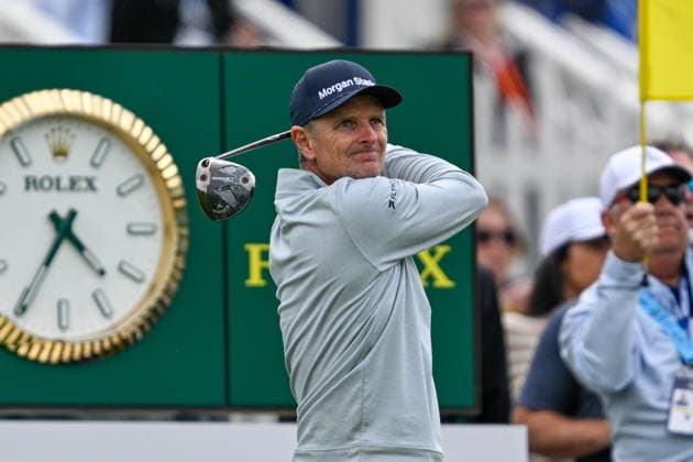 NEWTON SQUARE, PA - MAY 14: Justin Rose of England hits the ball during round one of the 2026 PGA, Golf Herren Championship on May 14th, 2026 at Aronimink Golf Club in Newtown Square, PA.(Photo by Terence Lewis Icon Sportswire) GOLF: MAY 14 PGA PGA Championship EDITORIAL USE ONLY Icon260514077