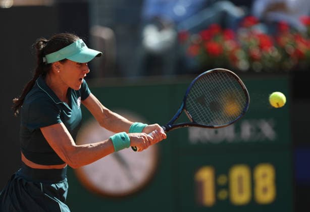 (260515) -- ROME, May 15, 2026 -- Sorana Cirstea of Romania hits a return during the women s singles semi final match between Coco Gauff of the United States and Sorana Cirstea of Romania at the WTA, Tennis Damen Italian Open in Rome, Italy, May 14, 2026. ) (SP)ITALY-ROME-TENNIS-WTA-ITALIAN OPEN-WOMEN S SINGLES-COCO GAUFF VS SORANA CIRSTEA LixJing 