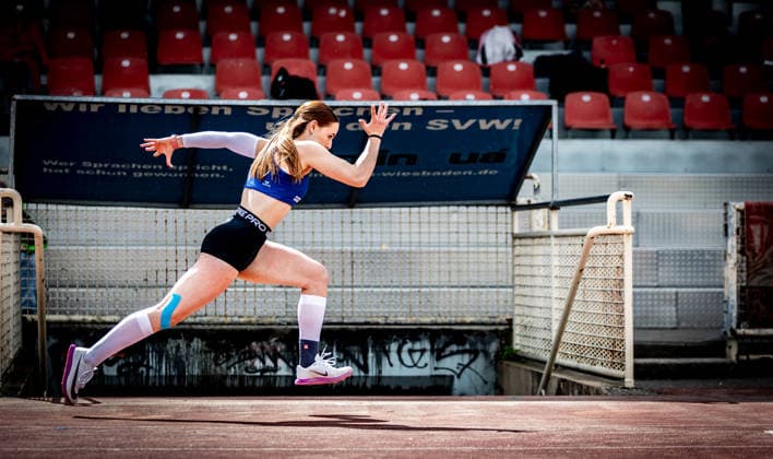 7 Wiesbadener Sprungmeeting WI JUMP Wiesbaden, 14 05 2026 Henrike Wölker VfL Bad Arolsen on the inrun to the triple jump 7 Wiesbadener Sprungmeeting WI JUMP on 14 05 2026 at the Helmut Schön Sportpark in Wiesbaden Hessen Copyright: xBEAUTIFULxSPORTS R.xSchmittx