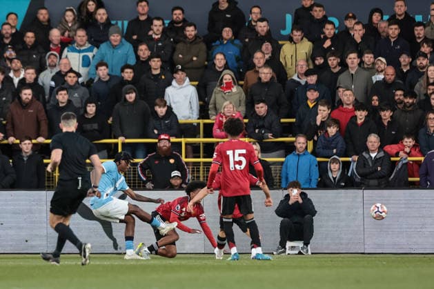 Manchester City v Manchester United, ManU - FA Youth Cup Final Reigan Heskey of Manchester City U18 scores to make it 2-1 during the FA Youth Cup Final match between Manchester City U18 and Manchester United U18 at Joie Stadium in Manchester, United Kingdom, on May 14, 2026. Manchester Greater Manchester United Kingdom  Copyright: xNewsxImagesx originalFilename:cosgrove-fayouthc260514_npuz0.jpg