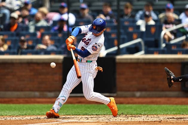 MLB, Baseball Herren, USA Tigers Vs. Mets New York Mets player A.J. Ewing 9 hits a home run during the third inning of a baseball game against the Detroit Tigers at Citi Field in Flushing, New York, on May 14, 2026. Flushing N.Y. United States  Copyright: xGordonxDonovanx originalFilename:donovan-mlbtiger260514_npXRn.jpg