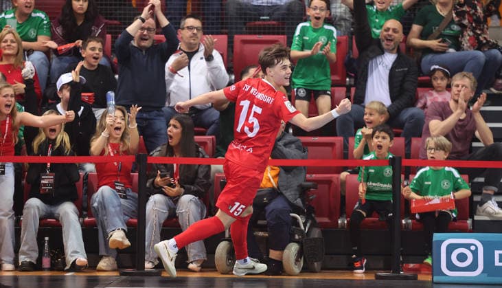 Stuttgart , Futsal Bundesliga Final German Championship Game 2 , TSV Weilimdorf vs HOT 05 Futsal , Lukas Dorfschmid Weilimdorf