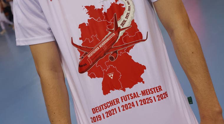 Stuttgart , Futsal Bundesliga Final German Championship Game 2 , TSV Weilimdorf vs HOT 05 Futsal , Meistershirt Weilimdorf