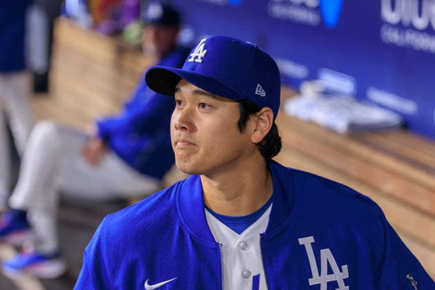 May 14, 2026, Los Angeles, California, USA: Shohei Ohtani 17 of the Los Angeles Dodgers roams the dugout after being rested in a regular season MLB, Baseball Herren, USA game against the San Francisco Giants on Thursday May 14, 2026 at Dodger Stadium in Los Angeles, California. Dodgers defeat Giants, 5-2. JAVIER ROJAS PI Dodgers Defeat Giants, 5-2 - ZUMAp124 20260514_zaa_p124_017 Copyright: xJavierxRojasx
