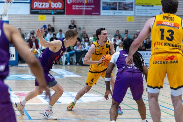 Robin Lodders BG Goettingen, 11 Gian Bahattin Aydinoglu Bozic Estriche Knights Kirchheim, 04 Jordan Sears BG Goettingen, 03 Nicholas Gerard Spinoso Bozic Estriche Knights Kirchheim, 13 GER, Bozic Estriche Knights Kirchheim vs BG Goettingen, BARMER 2 Basketball Bundesliga, Playoffs Game 4, Season 2025 2026, 14 05 2026 GER, Bozic Estriche Knights Kirchheim vs BG Goettingen, BARMER 2 Basketball Bundesliga, Playoffs Game 4, Season 2025 2026, 14 05 2026 Goeppingen Copyright: xEibner-Pressefoto NinaxSanderx EP_NSR