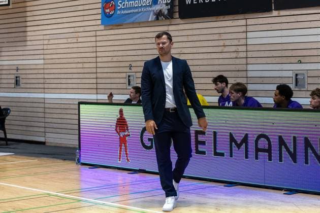 Fabian Strauss BG Goettingen, Headcoach GER, Bozic Estriche Knights Kirchheim vs BG Goettingen, BARMER 2 Basketball Bundesliga, Playoffs Game 4, Season 2025 2026, 14 05 2026 GER, Bozic Estriche Knights Kirchheim vs BG Goettingen, BARMER 2 Basketball Bundesliga, Playoffs Game 4, Season 2025 2026, 14 05 2026 Goeppingen Copyright: xEibner-Pressefoto NinaxSanderx EP_NSR