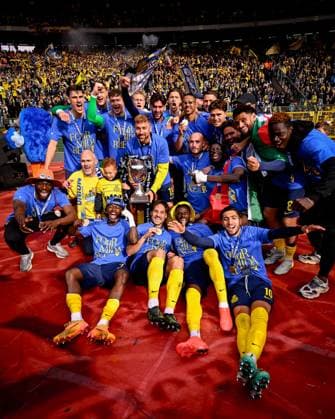 Royale Union Saint-Gilloise v RSC Anderlecht - Belgian Croky Cup Final BRUSSELS, BELGIUM - MAY 14 : The team of Royale Union Saint-Gilloise celebrates after winning the Belgian Croky Cup final match between Royale Union Saint-Gilloise and RSC Anderlecht on May 14, 2026 in Brussels, Belgium, 14 05 2026 Brussels Belgium  Copyright: xTomasxSiskx