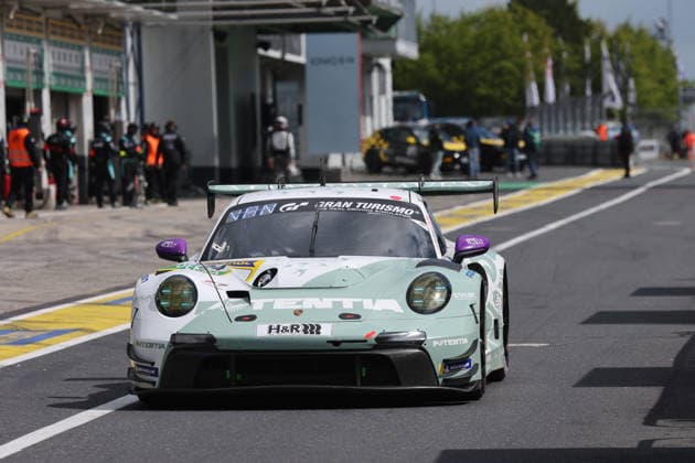 Nürburg, Germany 14 17 May 2026 ADAC Ravenol 24h Race Nürburgring 2026 Friday Qualifying Pitlane Pitlane In the picture 24 Lionspeed GP Porsche 911 GT3 R 992 Evo26 Laurin Heinrich GER, Laurens Vanthoor BEL, Ricardo Feller SUI Nürburgring Rheinland Pfalz Copyright: xFotostandx xFabianxWernerx