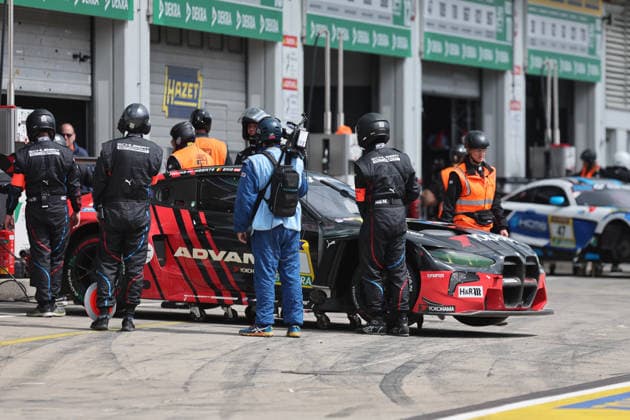 Nürburg, Germany 14 17 May 2026 ADAC Ravenol 24h Race Nürburgring 2026 Friday Qualifying Pitlane Pitlane In the picture 77 Schubert Motorsport BMW M4 GT3 EVO Marco Wittmann GER, Philpp Eng AUT, Charles Weerts BEL, Robin Frijns NED Nürburgring Rheinland Pfalz Copyright: xFotostandx xFabianxWernerx